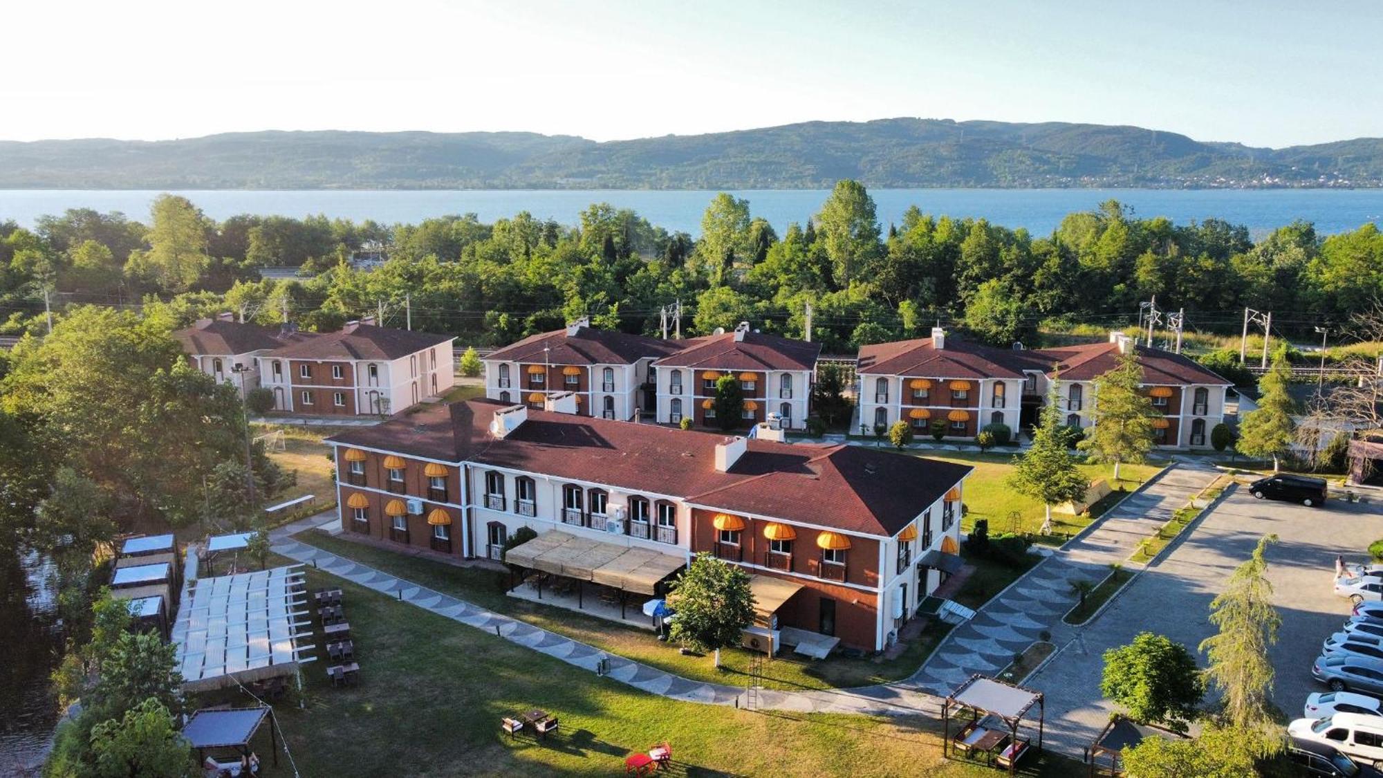 Sapanca Resort Hotel Sakarya  Bagian luar foto
